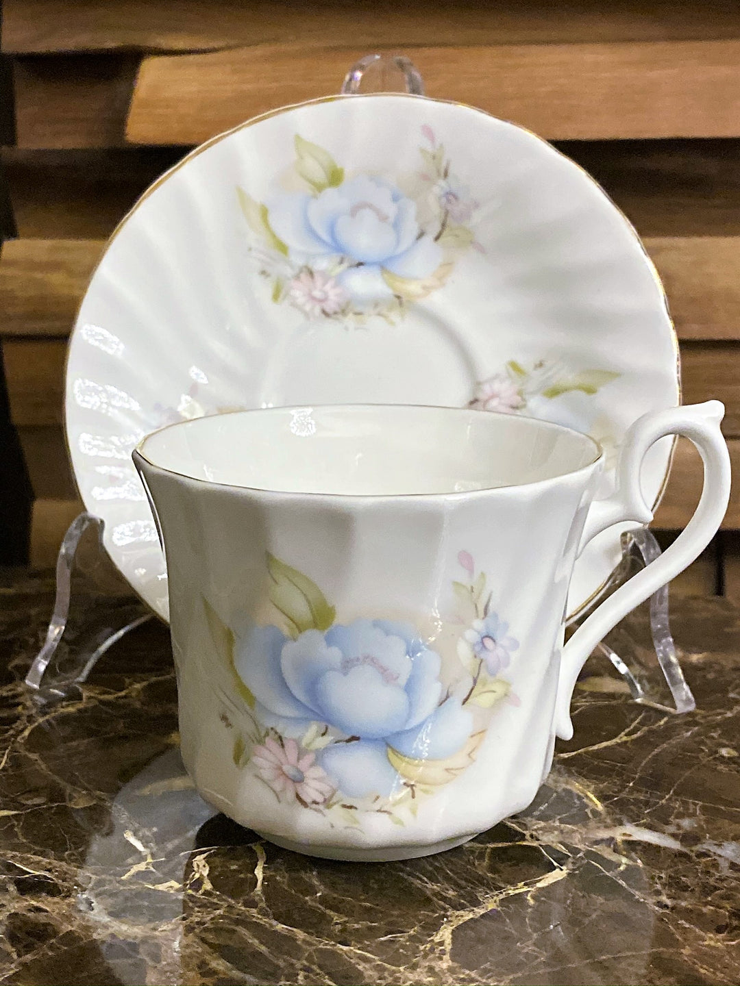Vintage Royal Kendal Caffee Cup & Saucer . Blue Flowers– Gina Decor